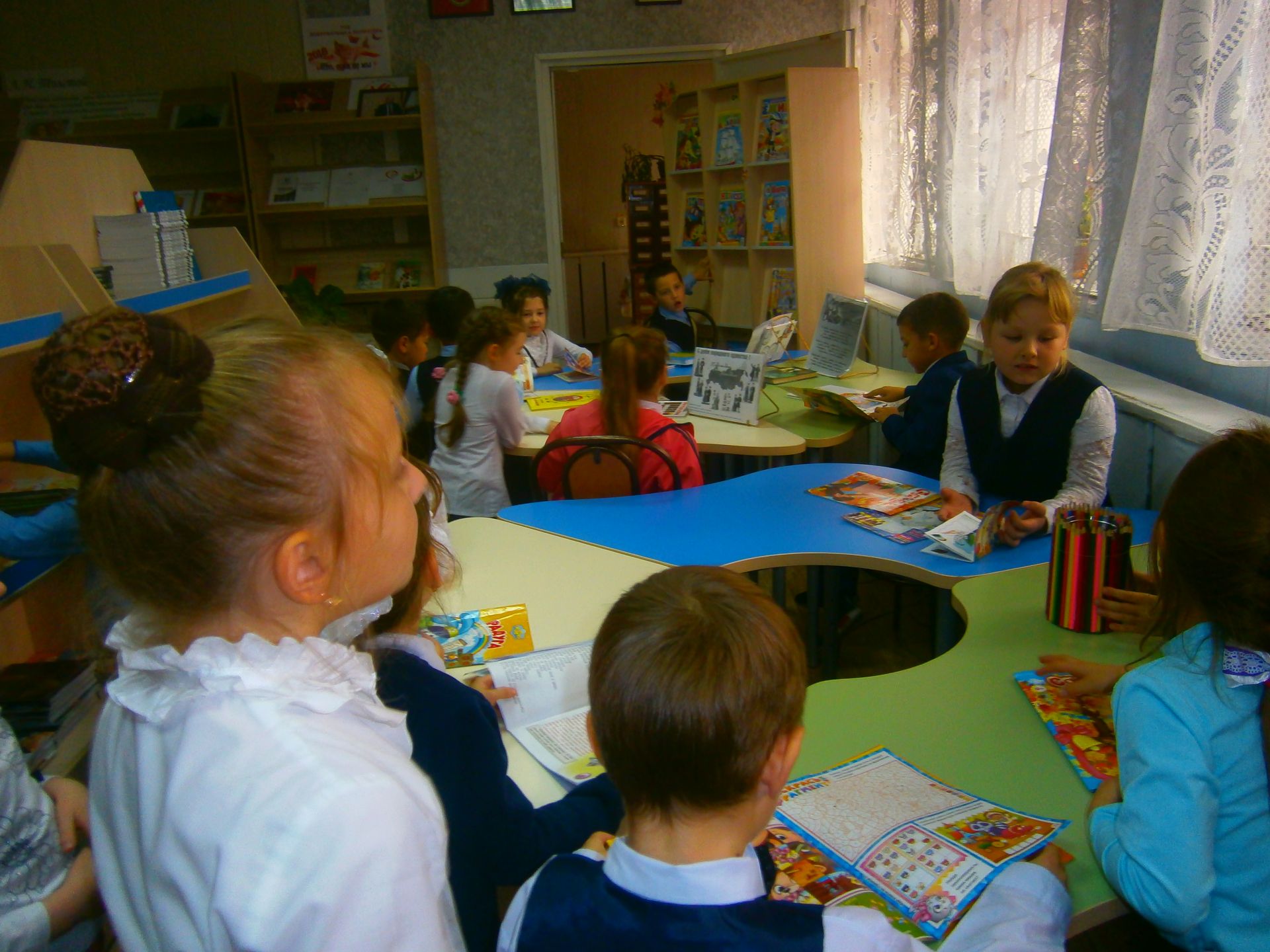 В районной детской библиотеке прошли мероприятия к 100-летию ВЛКСМ