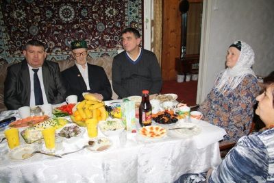 Ветерана войны в Дрожжаном поздравили с днем рождения 