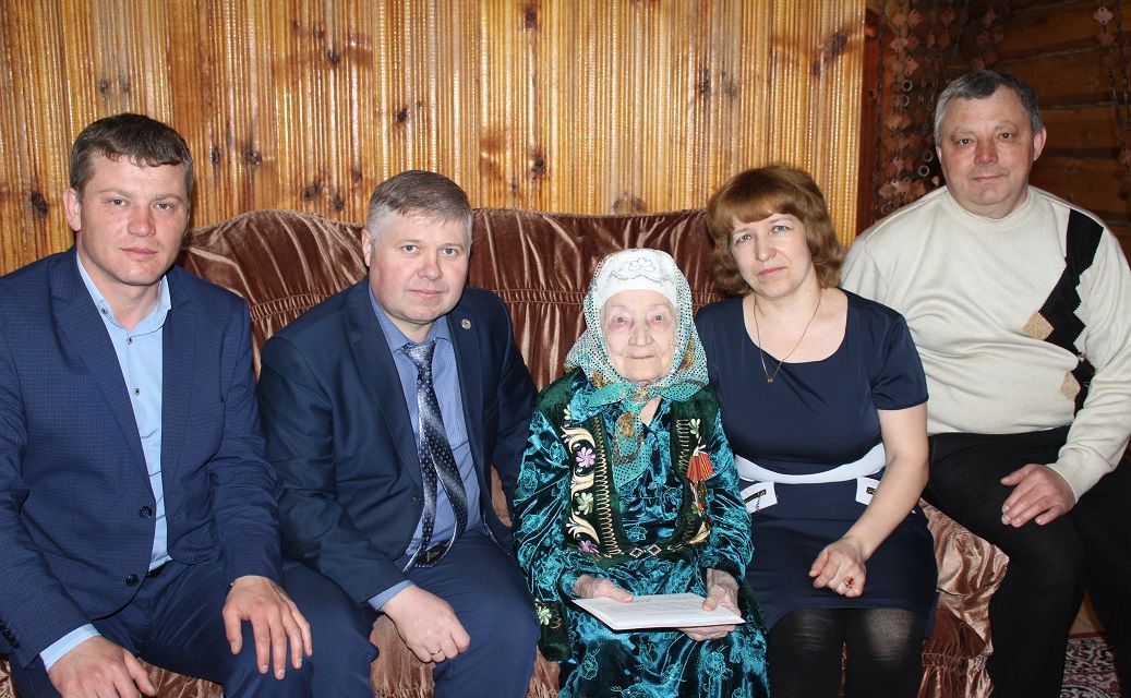 Две жительницы Дрожжановского района  отметили юбилейные даты