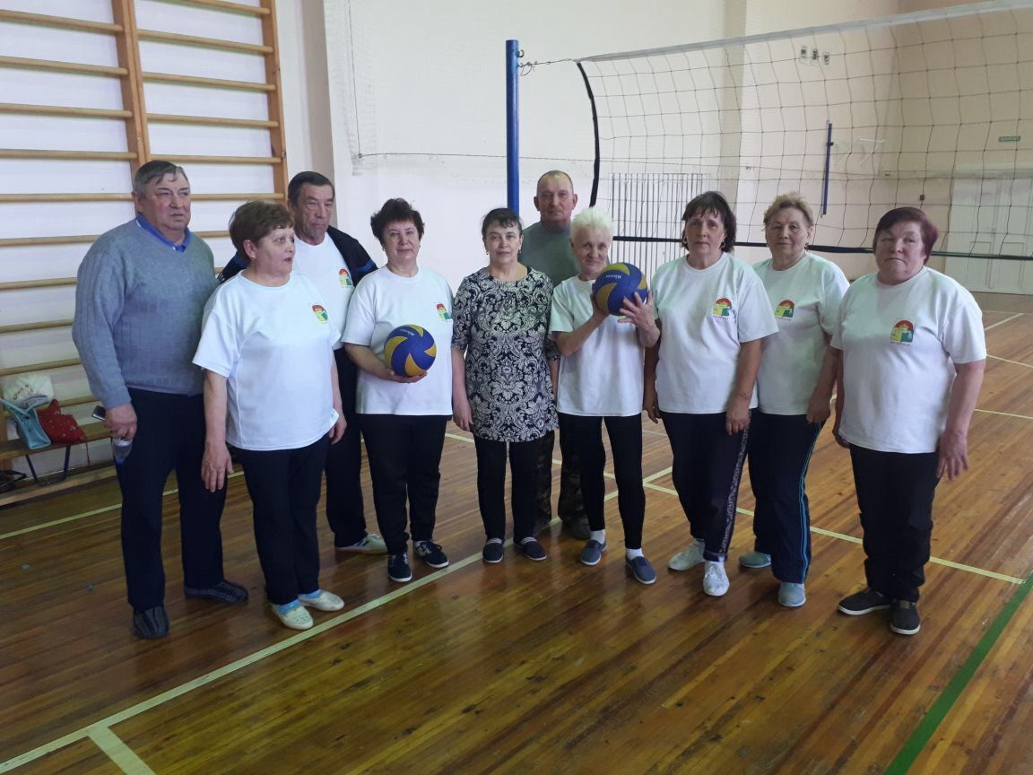 В Дрожжаном определились сильнейшие команды по волейболу среди женщин