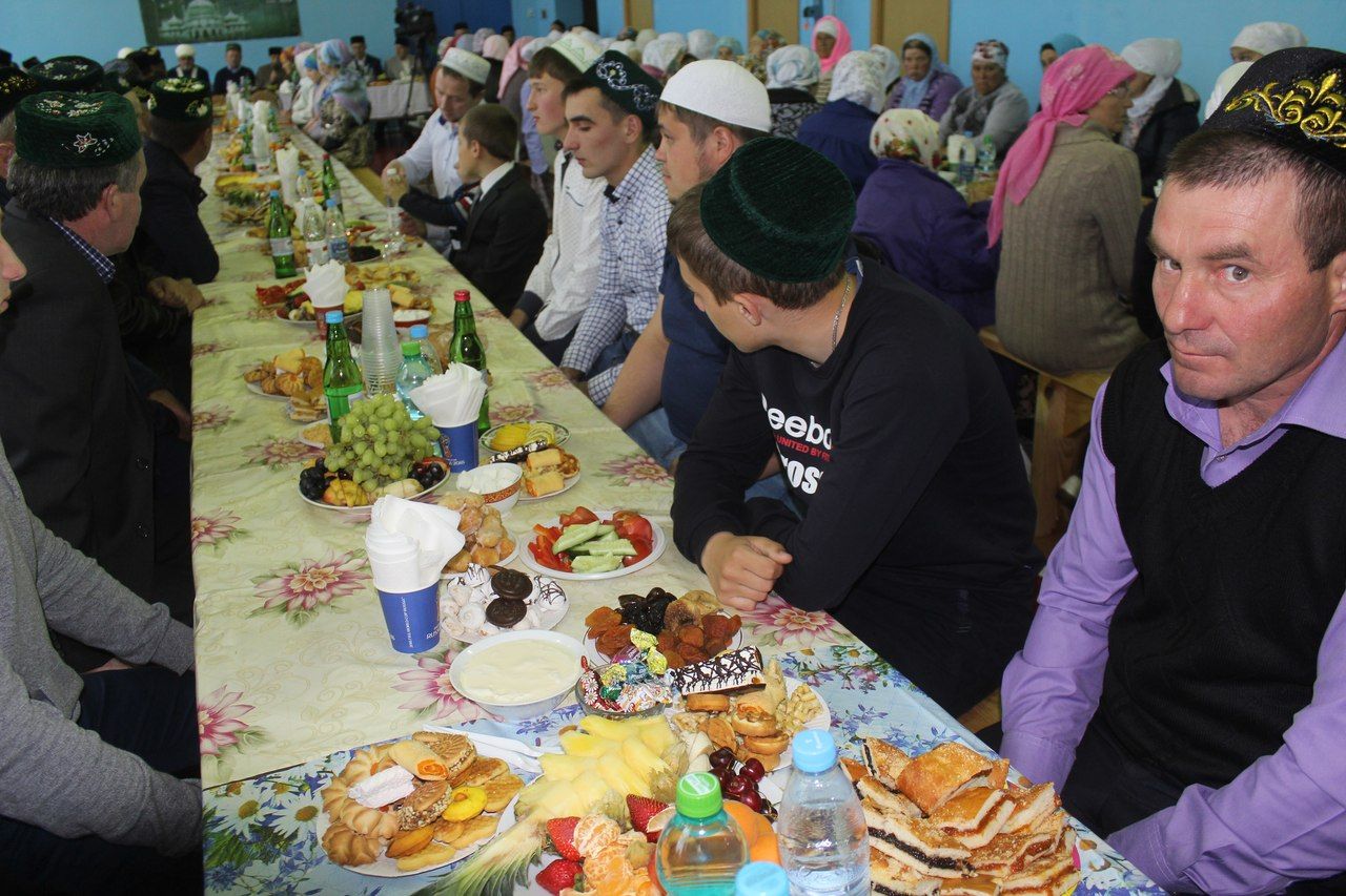 Ифтар в селе Мочалей собрал более 200 мусульман