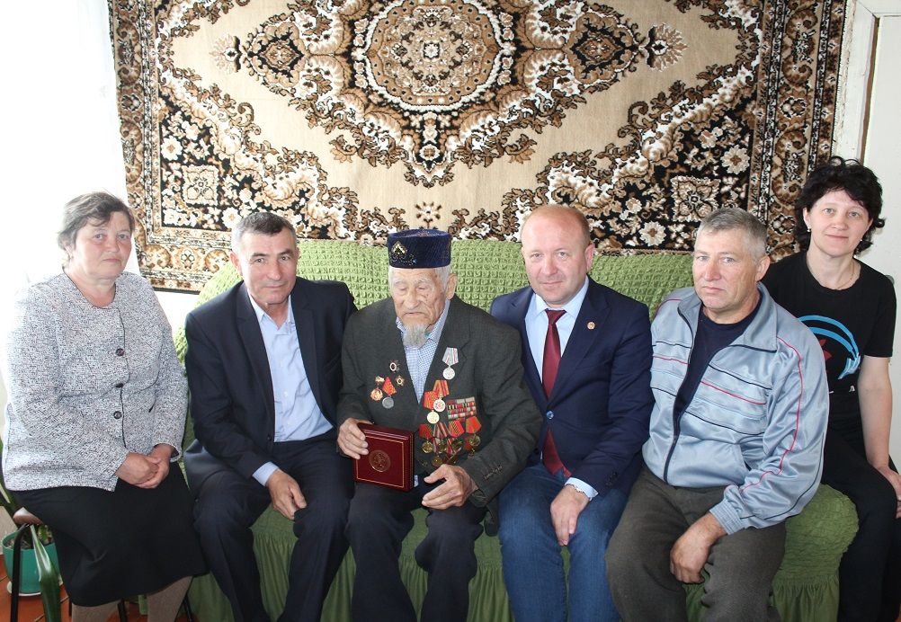 Дрожжановским ветеранам Великой Отечественной войны вручили медали