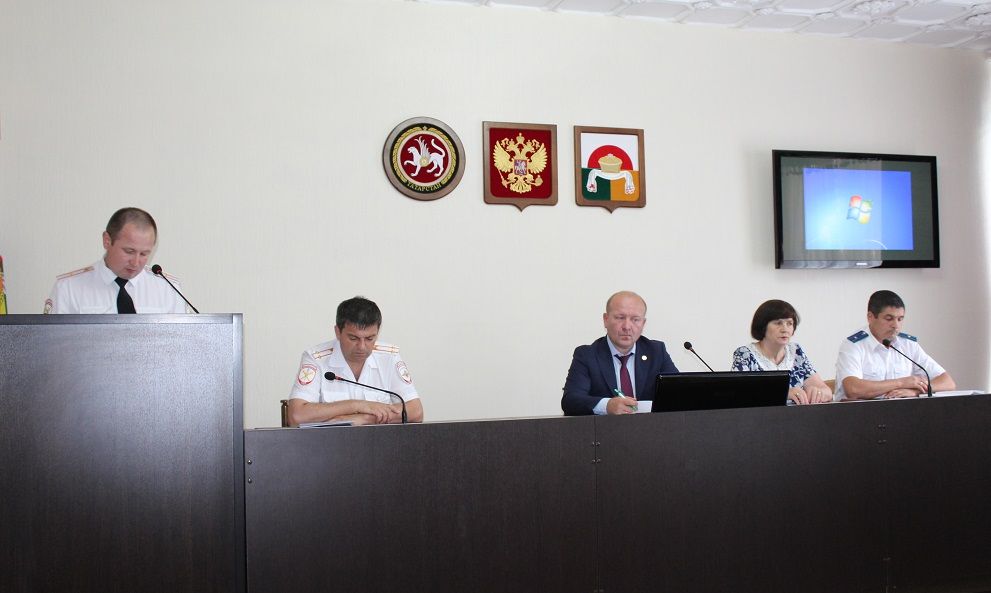 Дрожжановские полицейские подвели итоги оперативно-служебной деятельности за 1-е полугодие 2018 года
