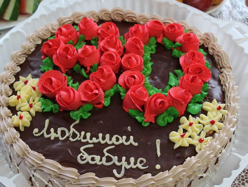 Жительницу села Малые Убеи Дрожжановского района поздравили с 90-летием