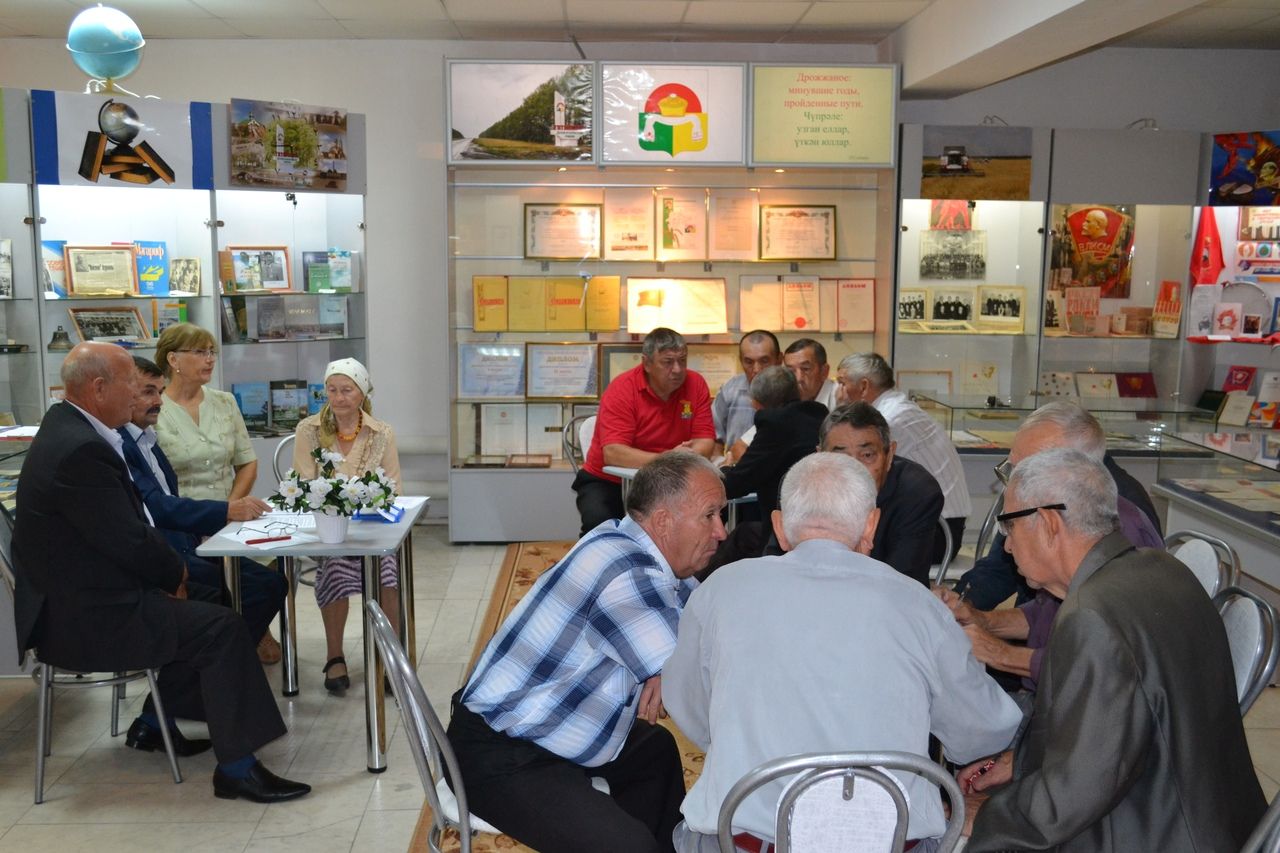 Дрожжановские пенсионеры участвовали  в интеллектуальной игре «Знатоки Татарстана»