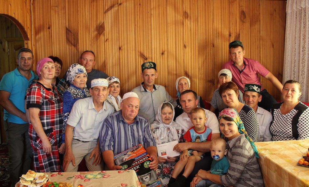 90-летний юбилей отметила ещё одна жительница Дрожжановского района