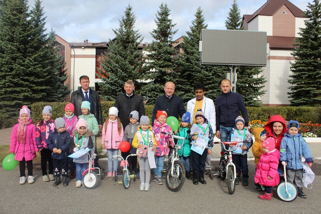 В Дрожжаном состоялся детский чемпионат по велогонкам "Чемпионика - 2018"