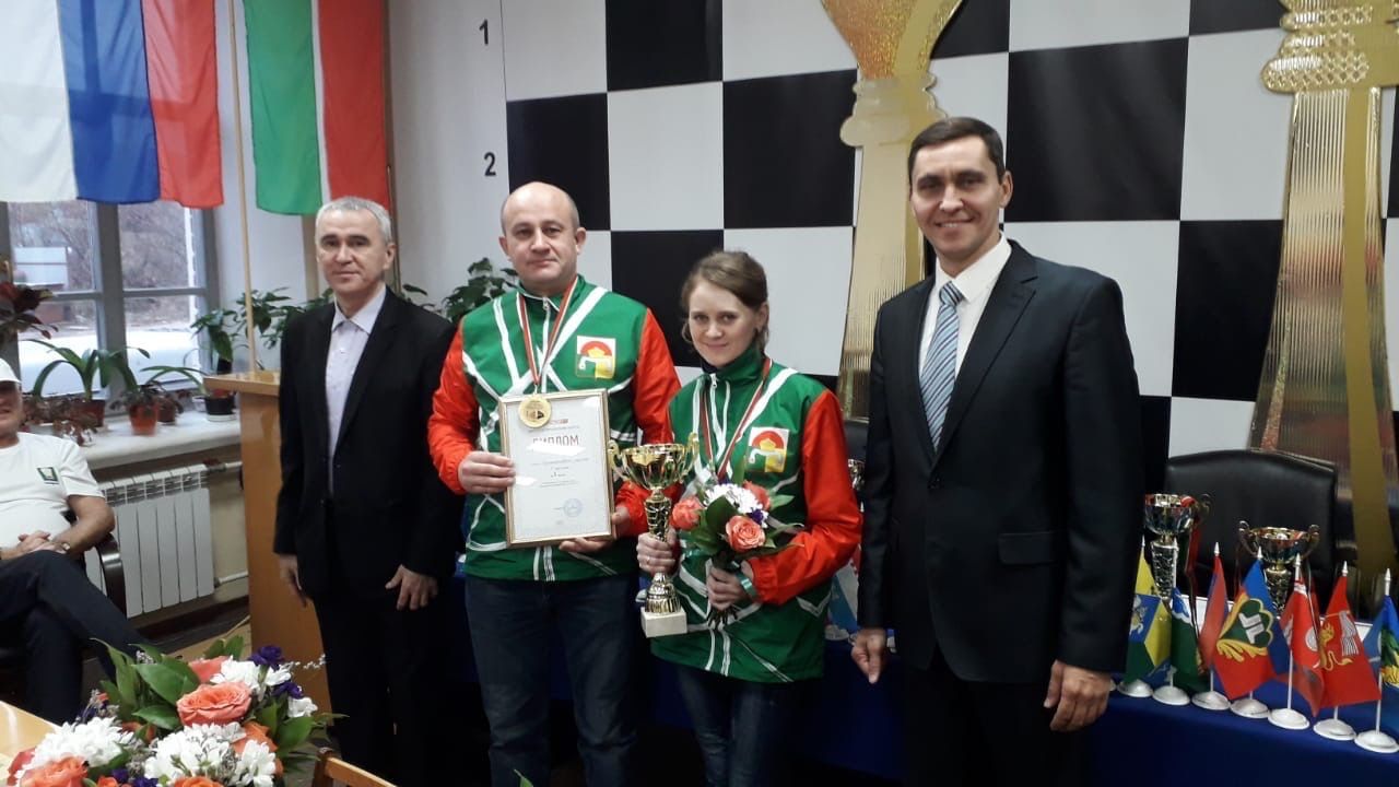 Дрожжановская команда муниципальных служащих заняла третье место