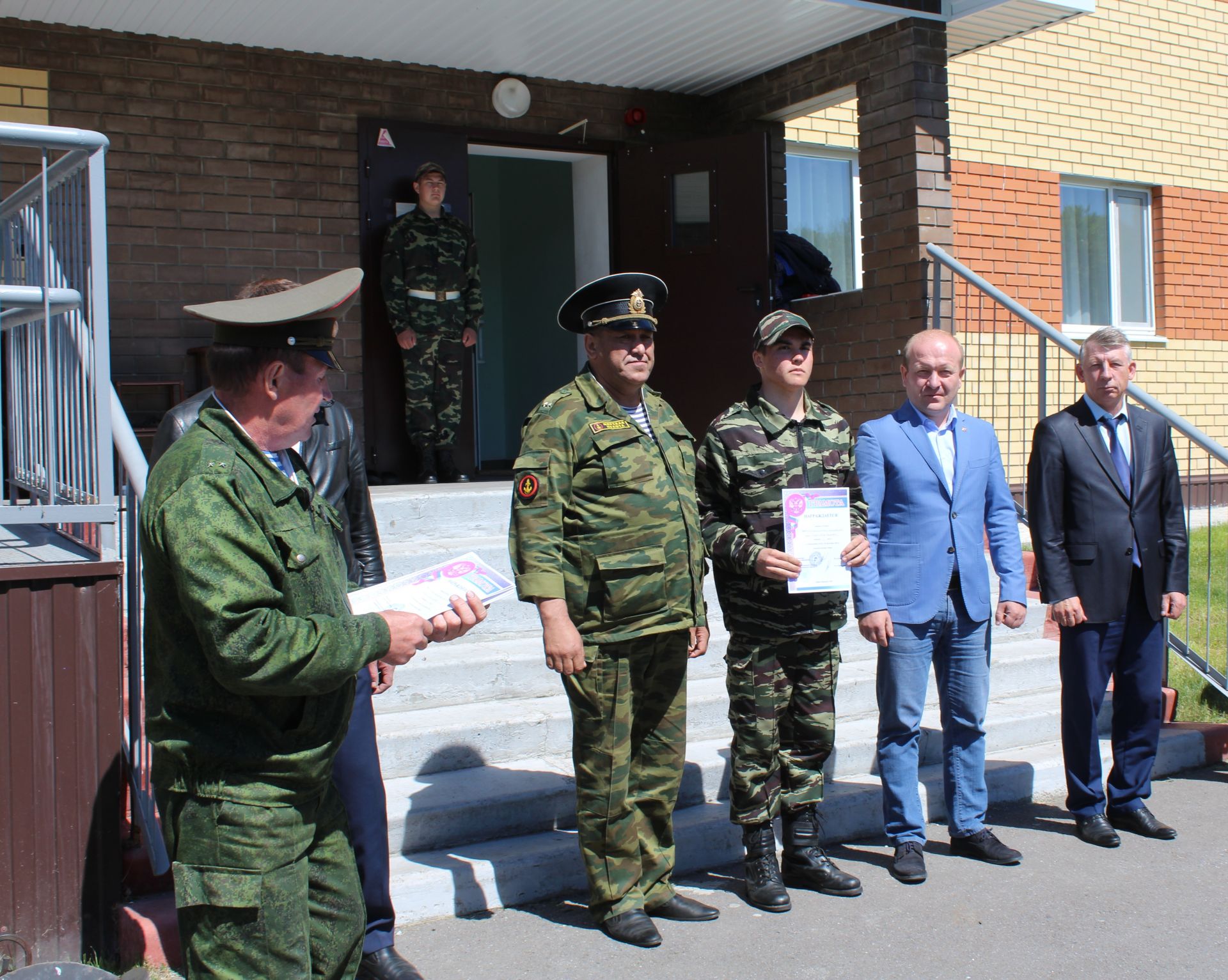 В Дрожжановском лагере «Чайка» прошли военно-полевые сборы