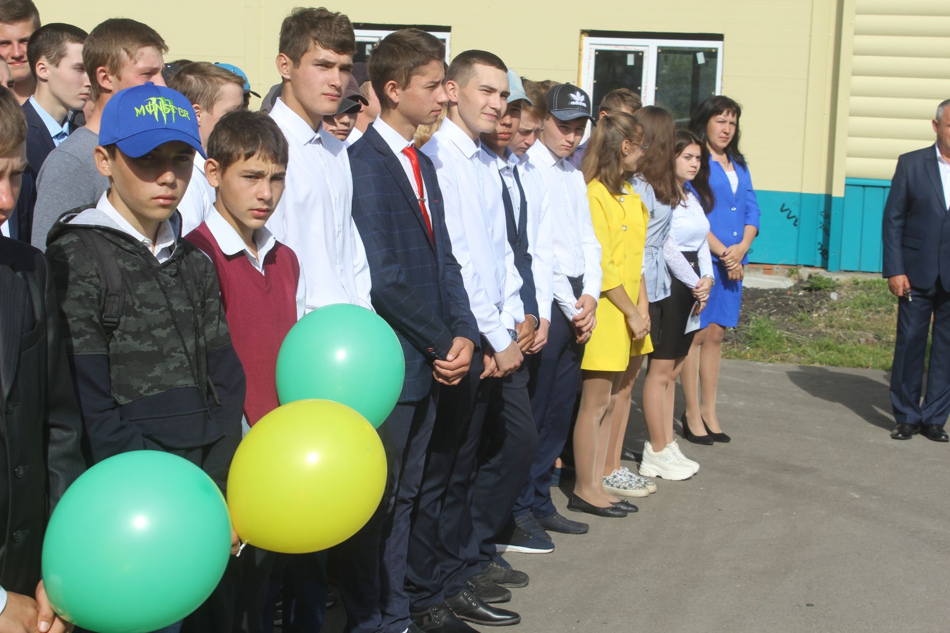 30 образовательных учреждений Дрожжановского района открыли сегодня свои двери для учащихся