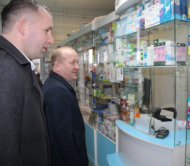 Марат Гафаров проверил наличие продуктов в дрожжановских магазинах