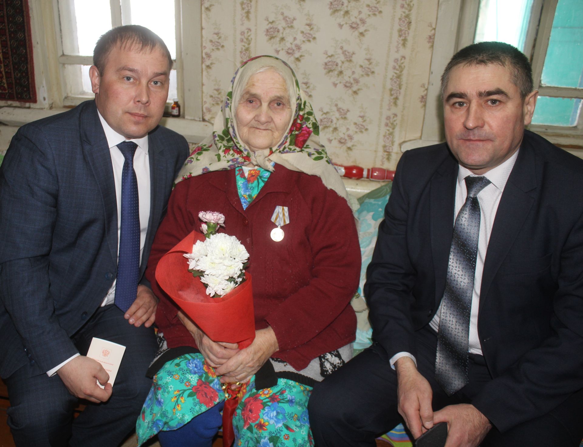 Юбилейные медали вручили труженикам тыла Старошаймурзинского СП
