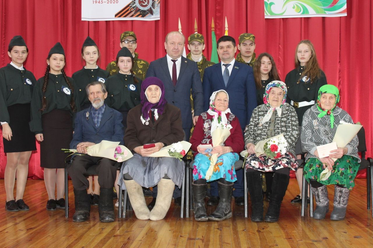В Дрожжановском районе вручают  юбилейные медали Победы