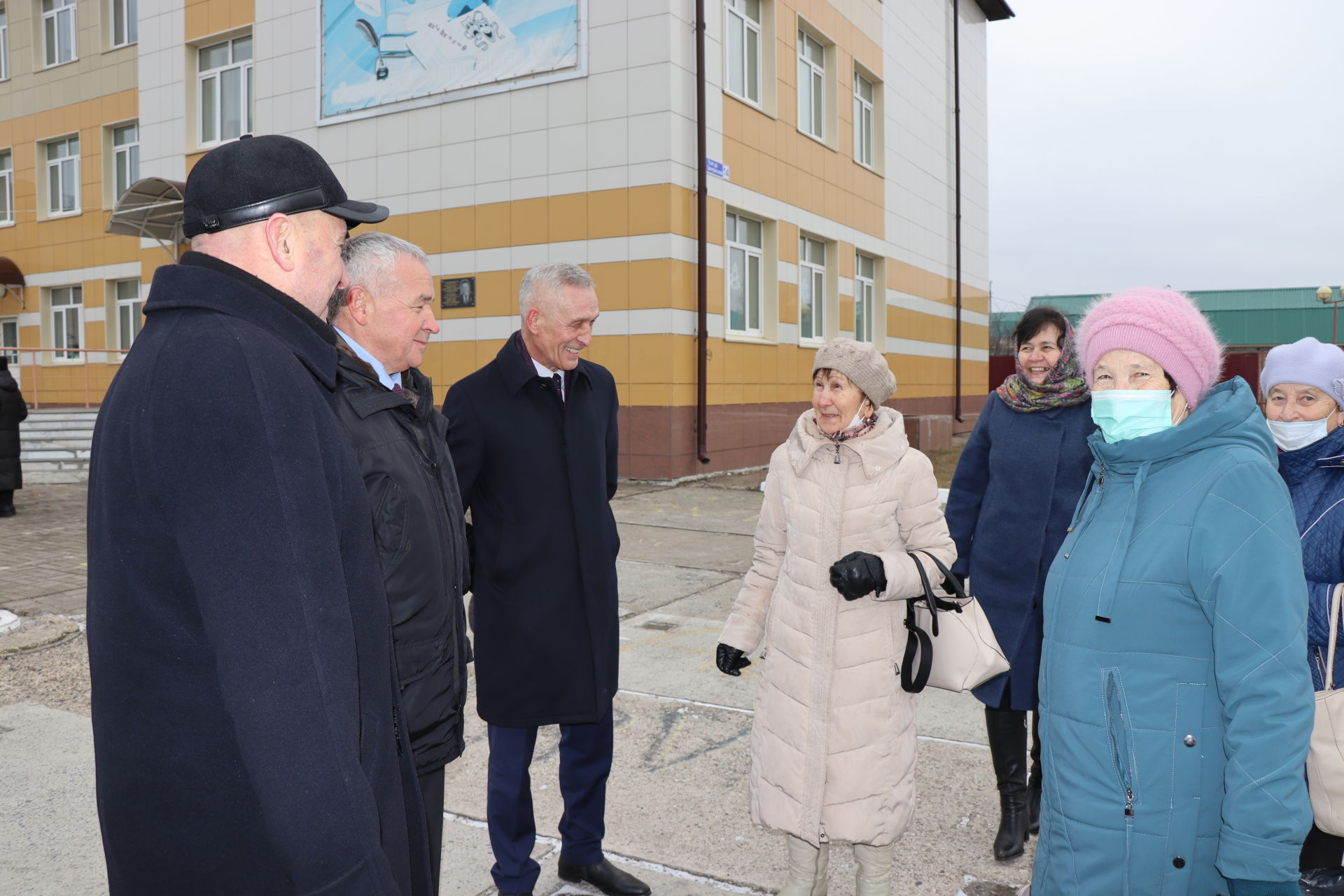В Дрожжановском районе состоялась встреча с Героем России Газинуром Хайруллиным