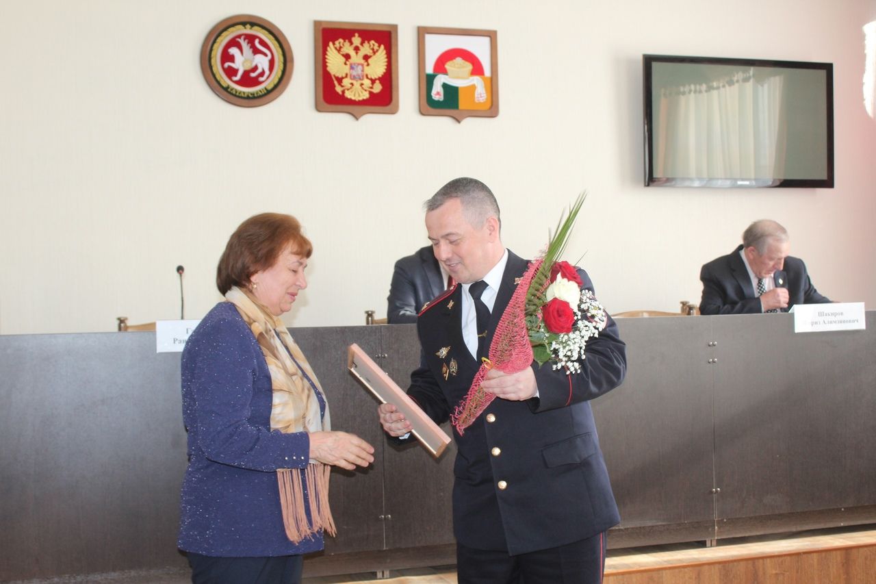 В Дрожжаном чествовали ветеранов органов внутренних дел и внутренних войск