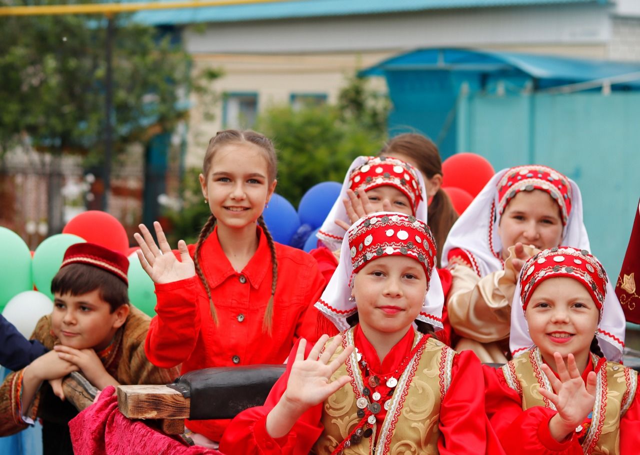 В селе Старое Дрожжаное провели сбор подарков на Сабантуй