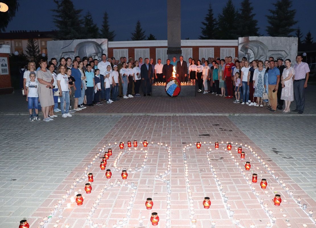 В Дрожжаном провели акцию «Свеча памяти»