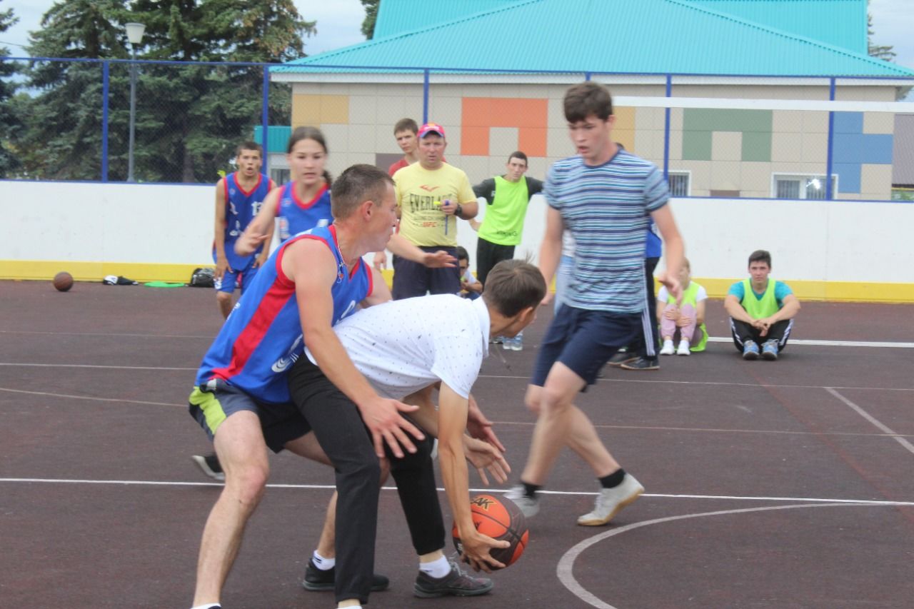 В здоровом теле — здоровый дух – в Дрожжаном прошло  чествование спортсменов