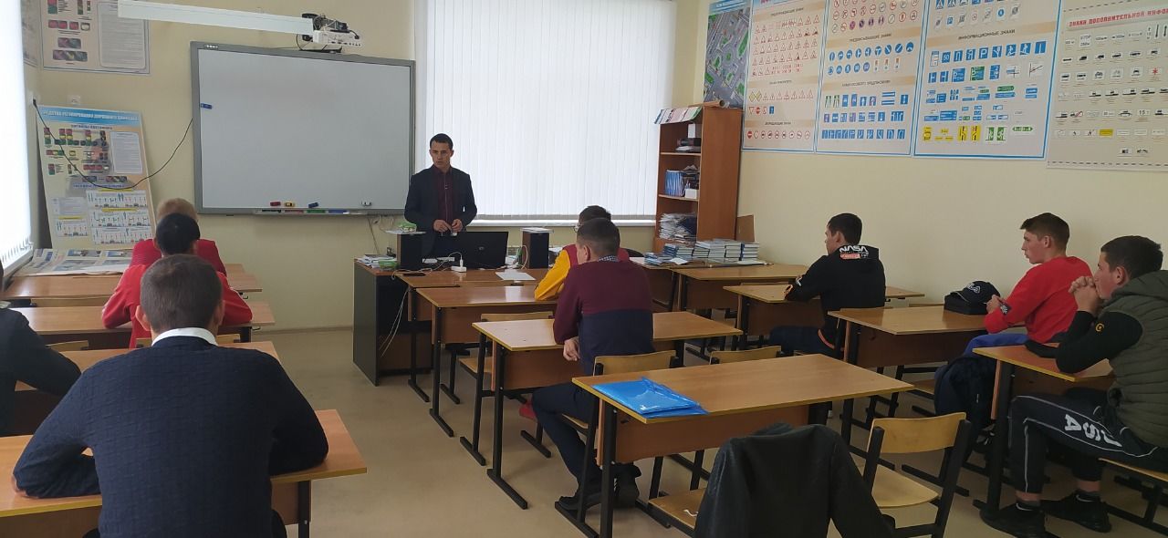 В «Дрожжановском техникуме отраслевых технологий» прошел районный конкурс «Автосессия - 2021»