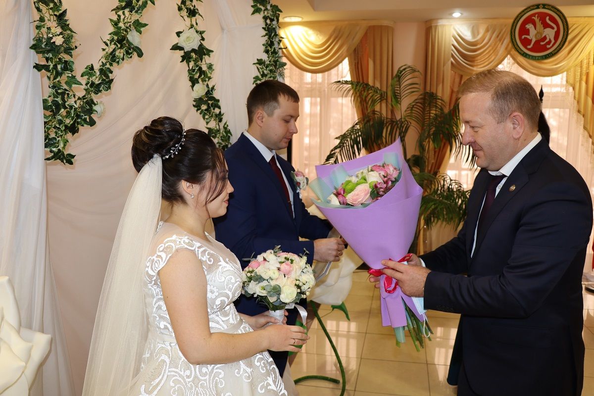 В Дрожжановском районе зарегистрировали первую пару 2022 года