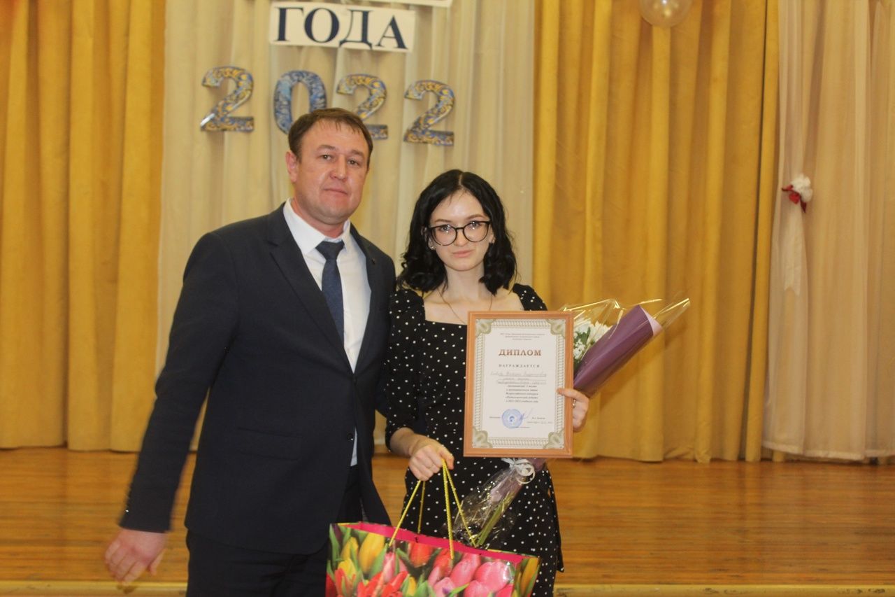 В Дрожжаном прошел муниципальный этап Всероссийского конкурса «Учитель года-2022» и «Лучший учитель татарского языка и литературы»