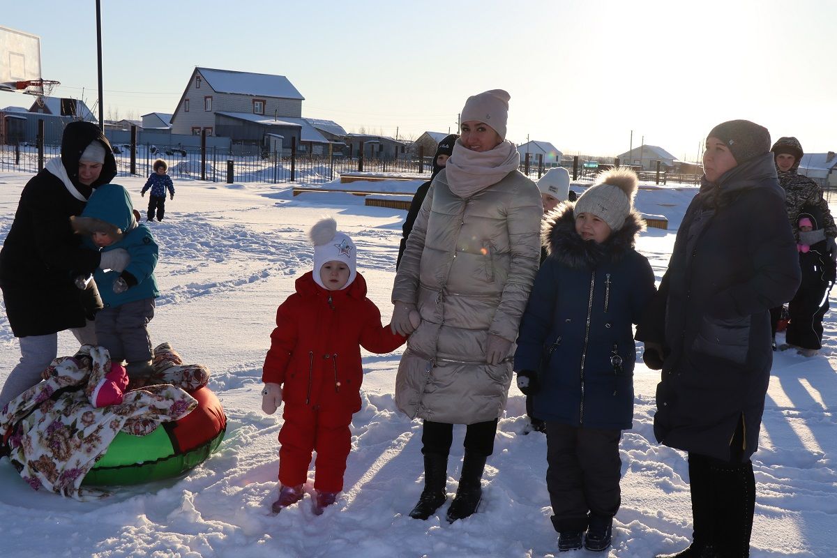 В период новогодних каникул в парках Дрожжановского района проходят культурные мероприятия