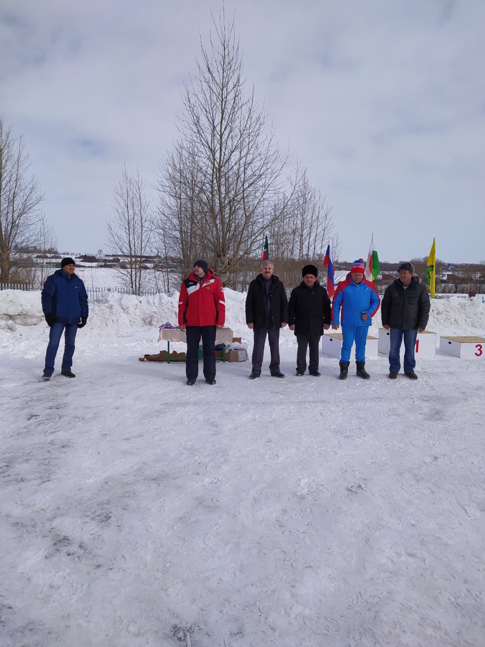 В Дрожжаном состоялись лыжные гонки в рамках партийного проекта «Спортивные традиции»