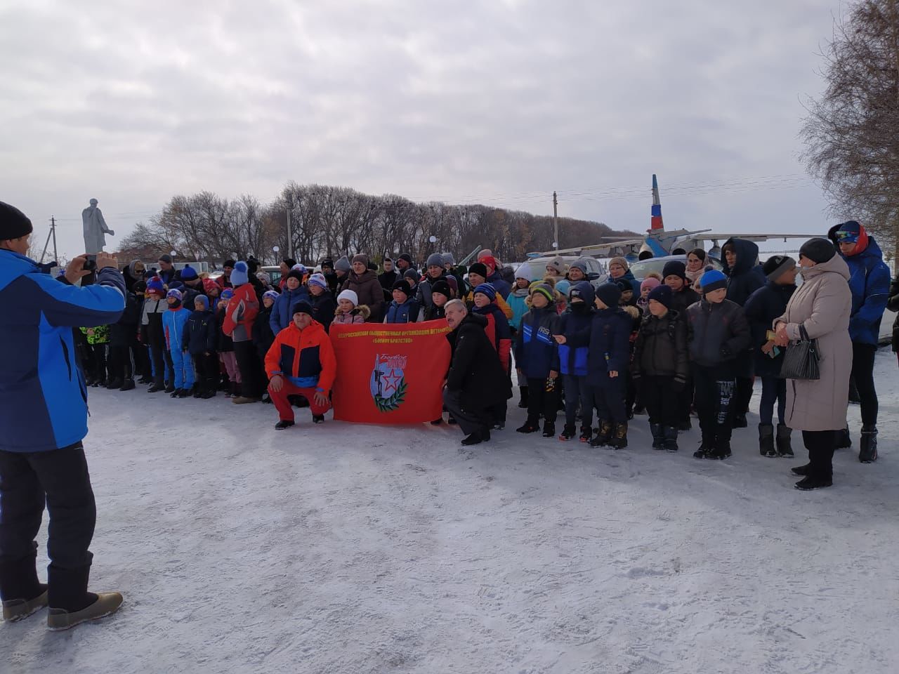 В Дрожжаном состоялись лыжные гонки в рамках партийного проекта «Спортивные традиции»