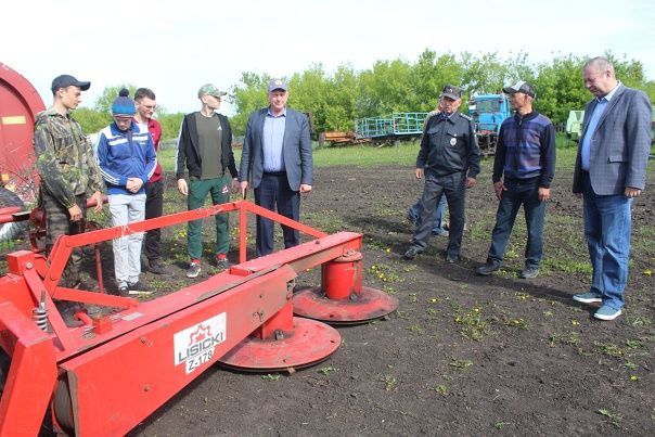 В Дрожжановском районе проверили готовность кормозаготовительной техники