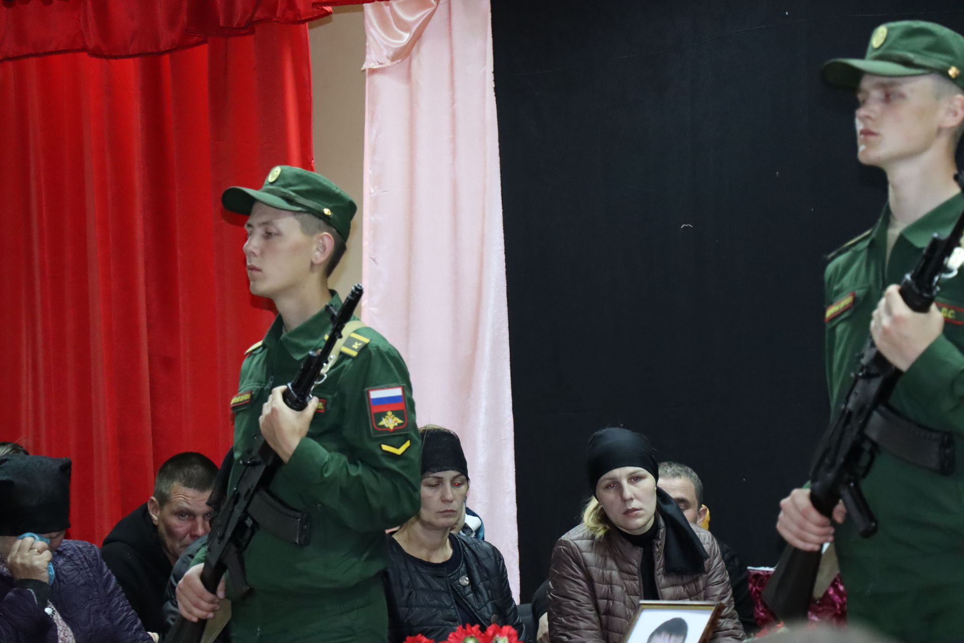 В Дрожжановском районе простились с военнослужащим, отдавшим жизнь за сохранение национальной безопасности