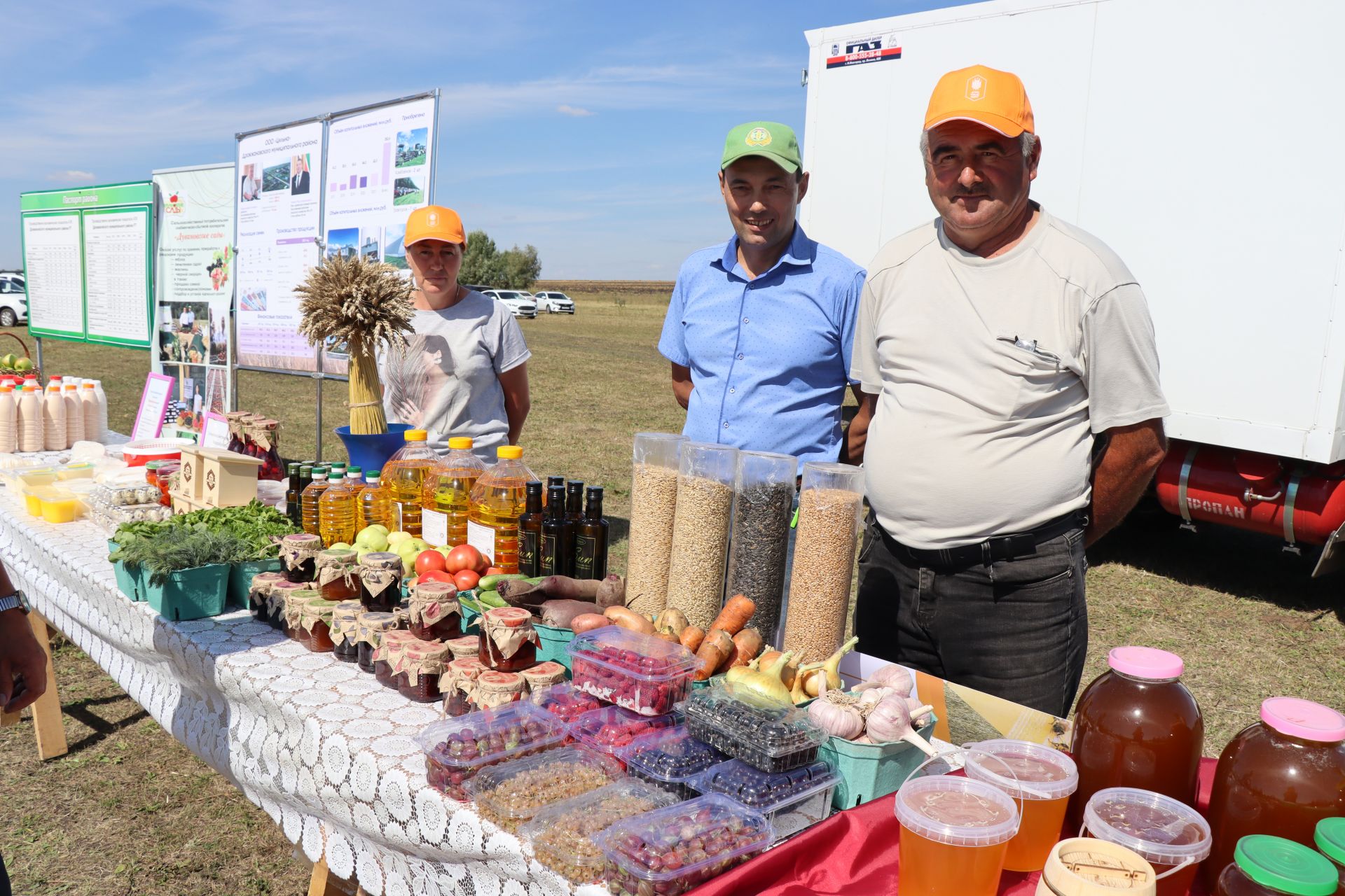 Министр сельского хозяйства и продовольствия республики Марат Зяббаров посетил с рабочим визитом Дрожжановский район