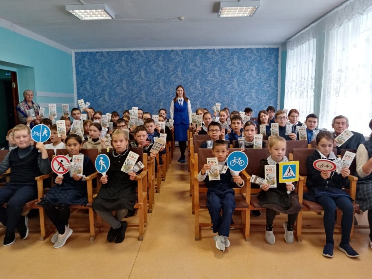 В школах Дрожжановского района прошли мероприятия в рамках «Недели БДД»