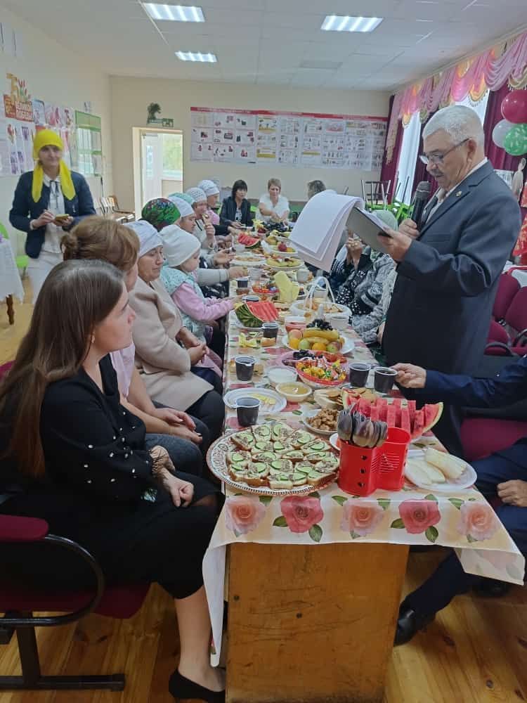 Яңа Кәкерледә Өлкәннәр көне уңаеннан бәйрәм үтте