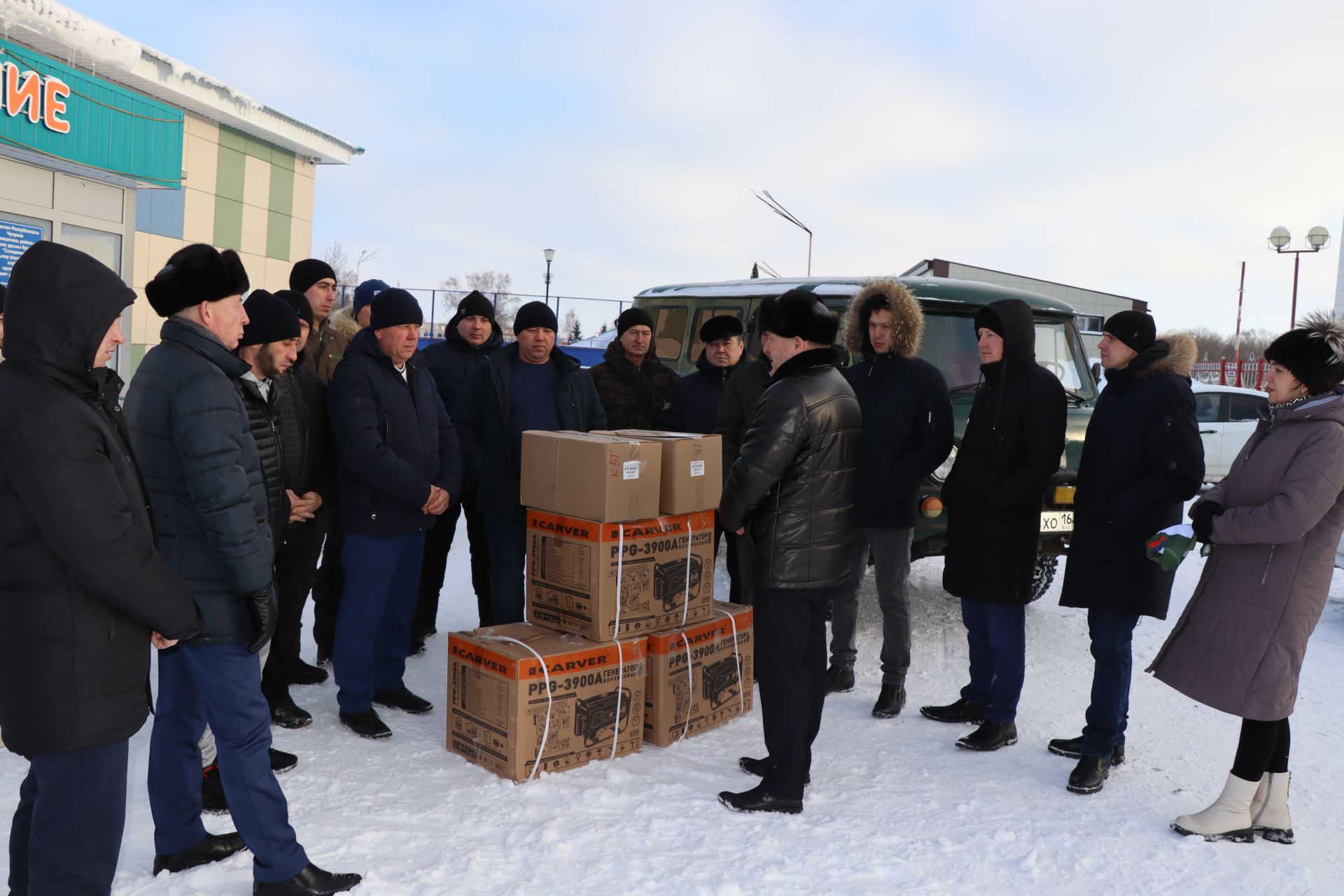 Камазовцы Дрожжановского района РТ собрали гуманитарную помощь для бойцов СВО