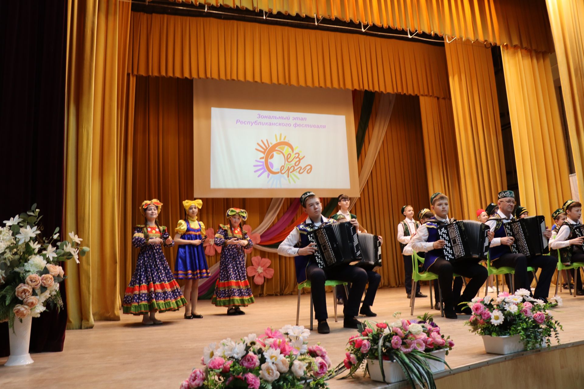 В Дрожжановском районе прошел зональный этап фестиваля народного творчества «Без бергә»