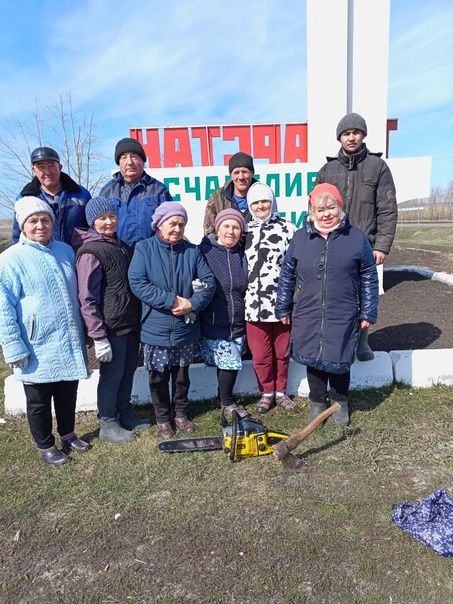 Новокакерлинцы Дрожжановского района вышли на очистку посадки