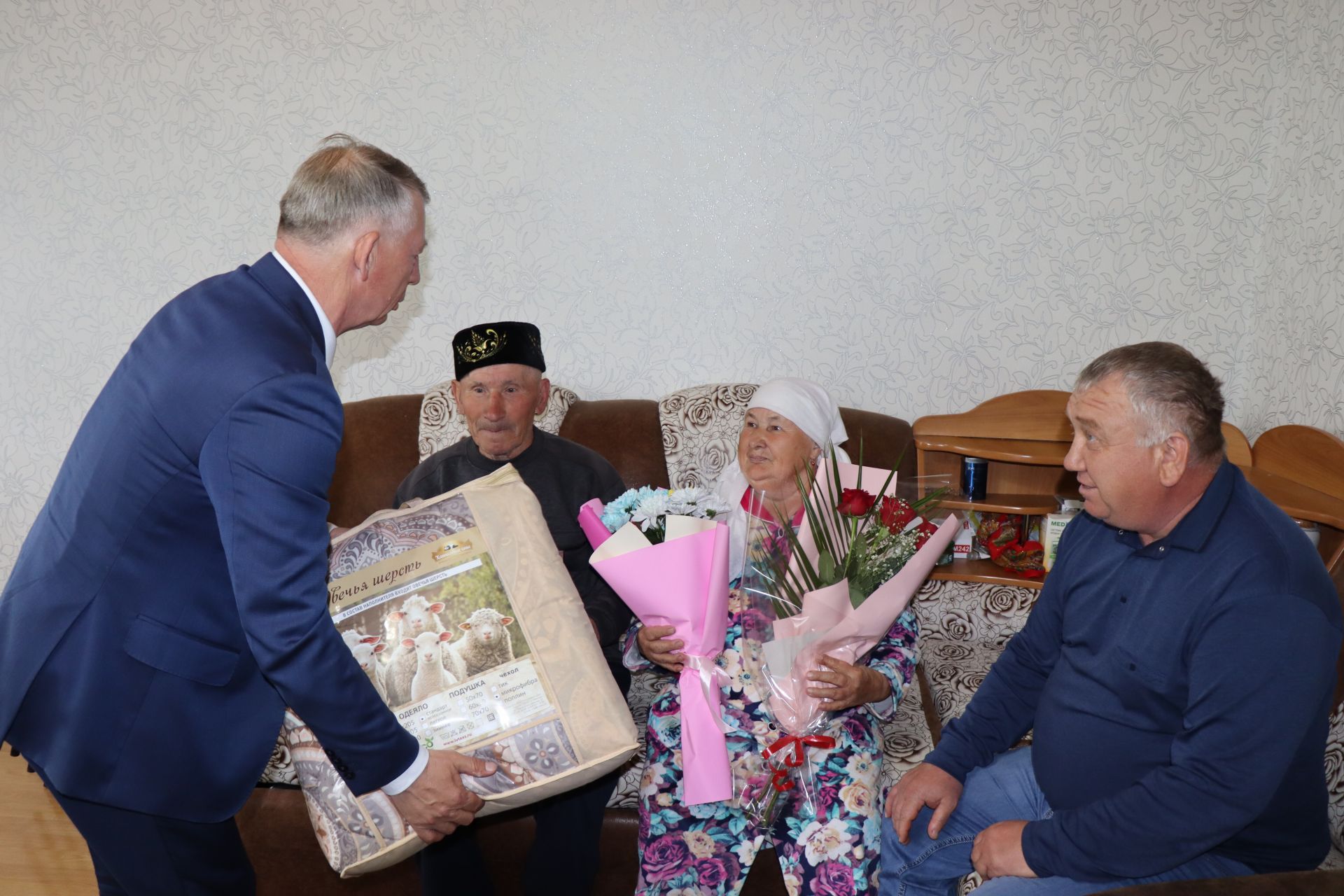 В Международный день семьи в Дрожжановском районе чествовали супружеские пары