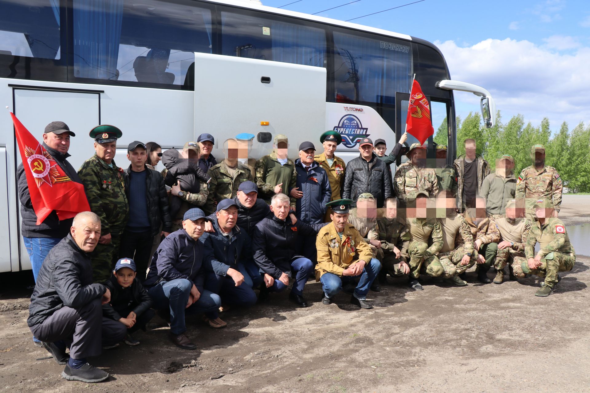 Долгожданная встреча: еще двое мобилизованных дрожжановцев вернулись в отпуск