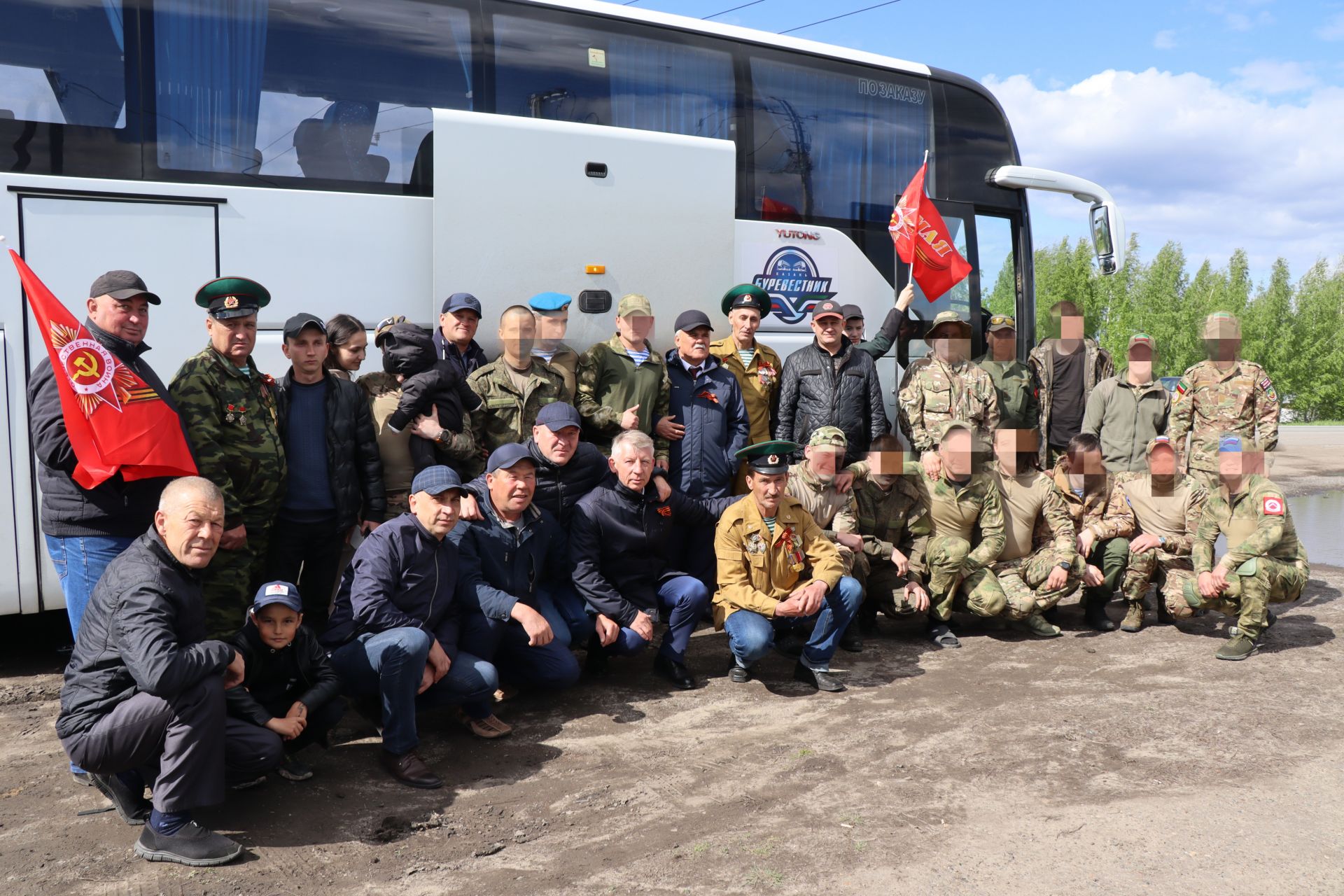 Долгожданная встреча: еще двое мобилизованных дрожжановцев вернулись в отпуск