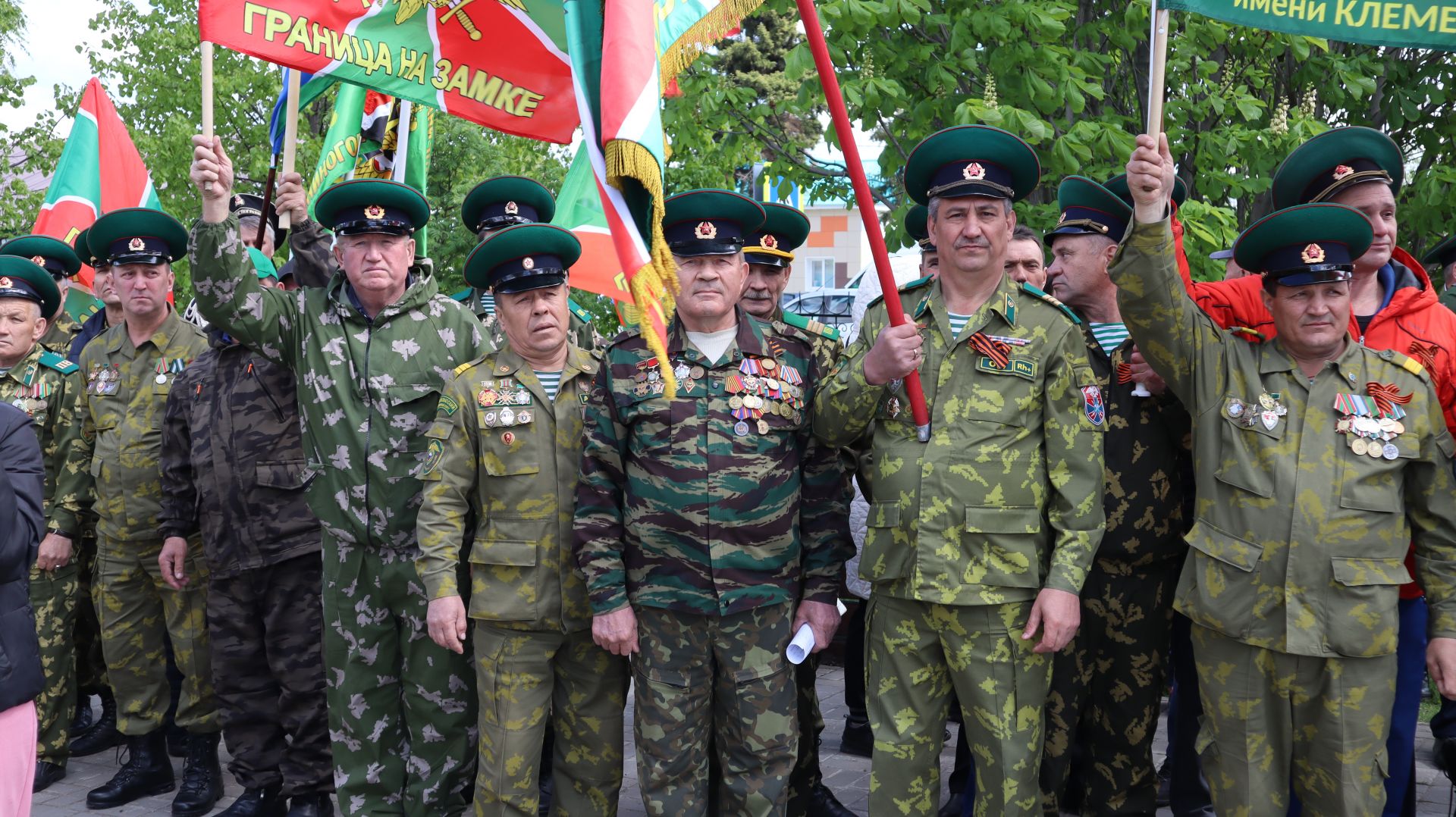 «Пограничникам всех поколений» посвящается: в Дрожжановском районе открыт памятник пограничникам