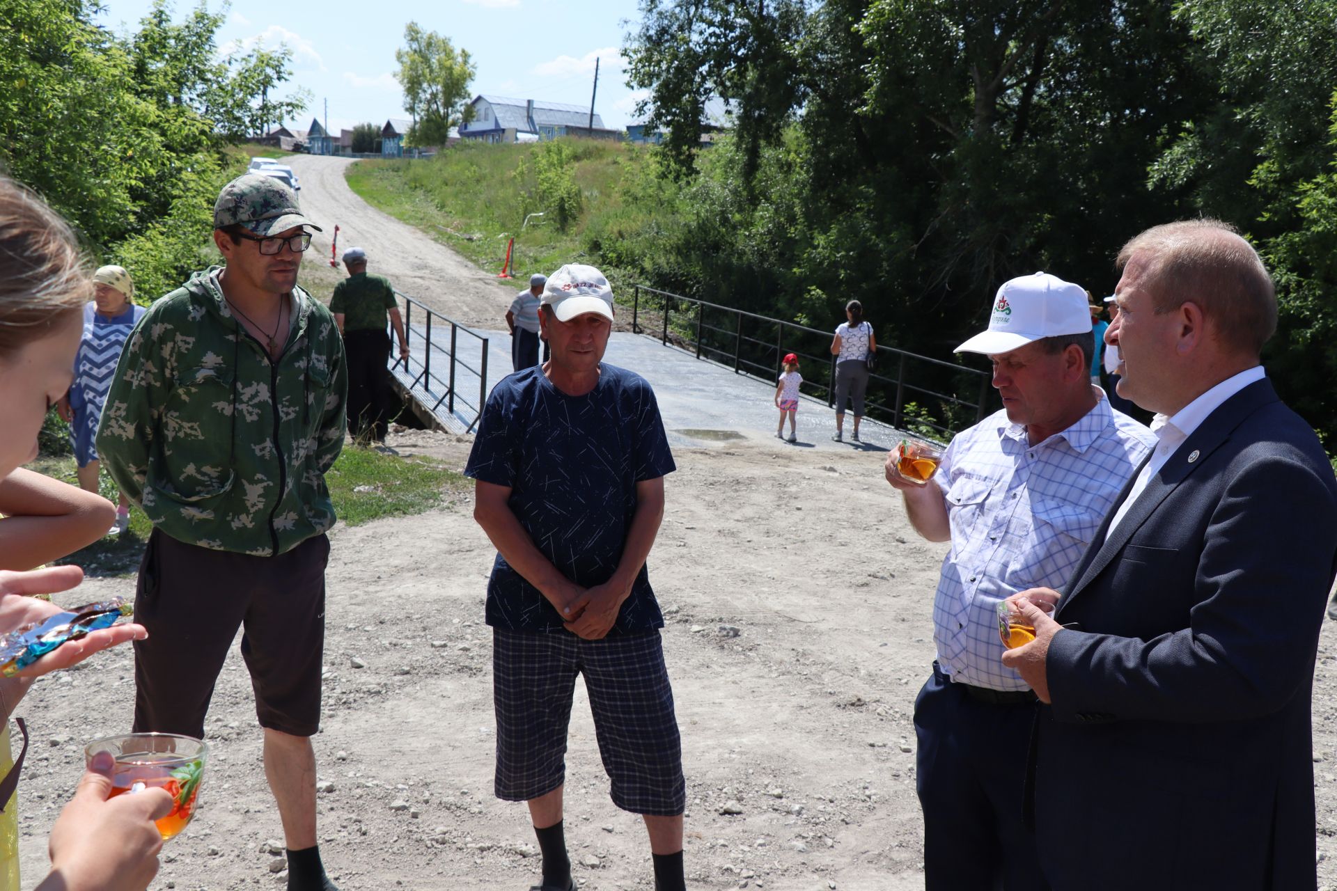 В селе Городище Дрожжановского района открыли мост после ремонта