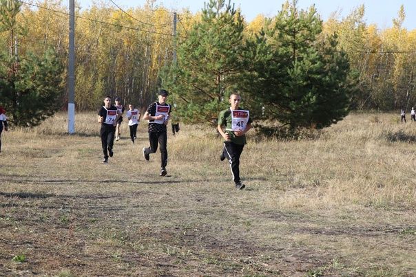 В Дрожжановском районе РТ состоялись соревнования по легкоатлетическому кроссу «Осенний кросс» среди учащихся