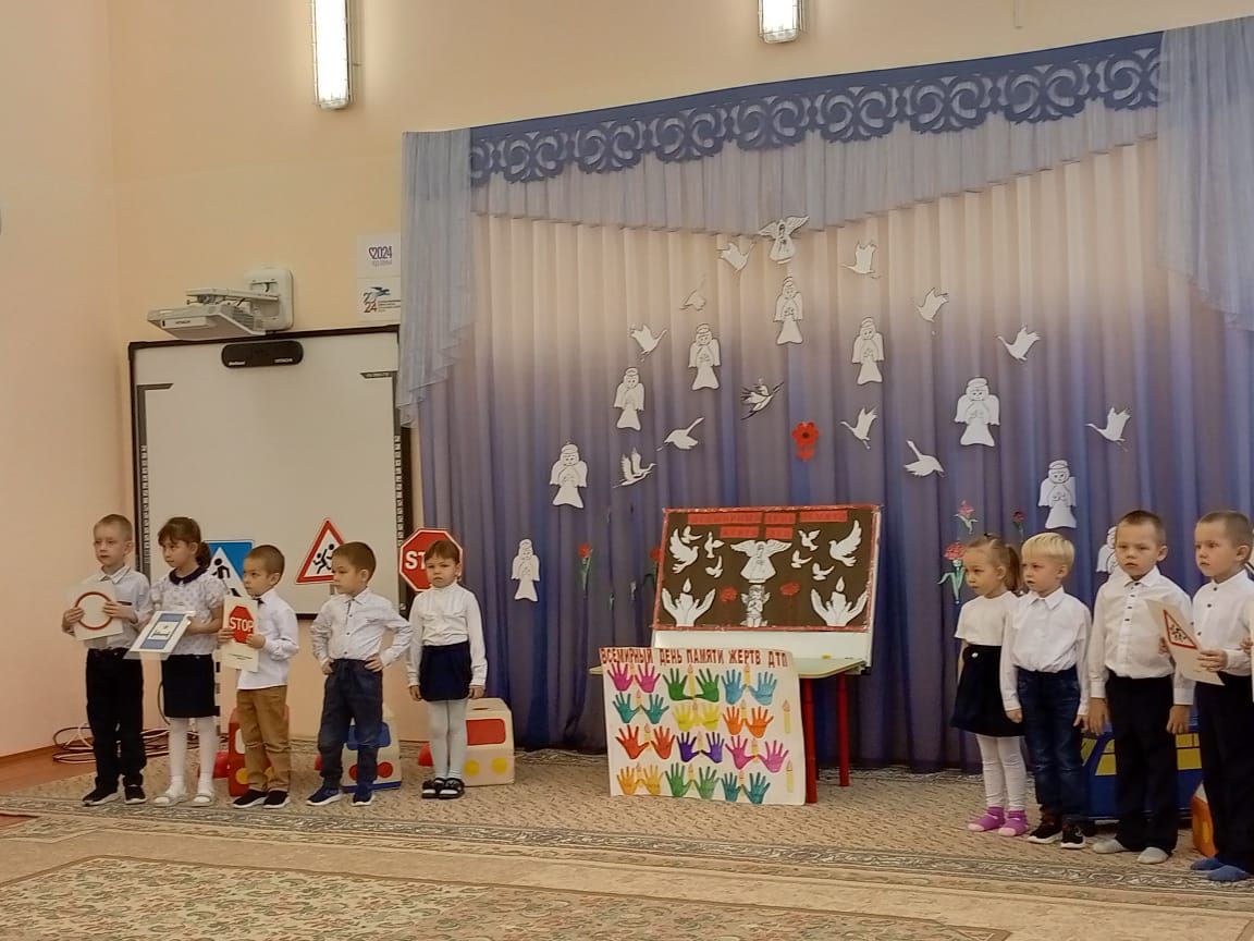 Дошколятам в селе Алешкин-Саплык Дрожжановского района РТ напомнили о правилах ПДД