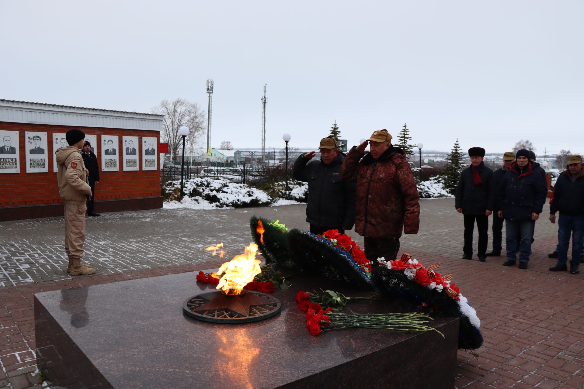 День Неизвестного солдата: дрожжановцы почтили память героев