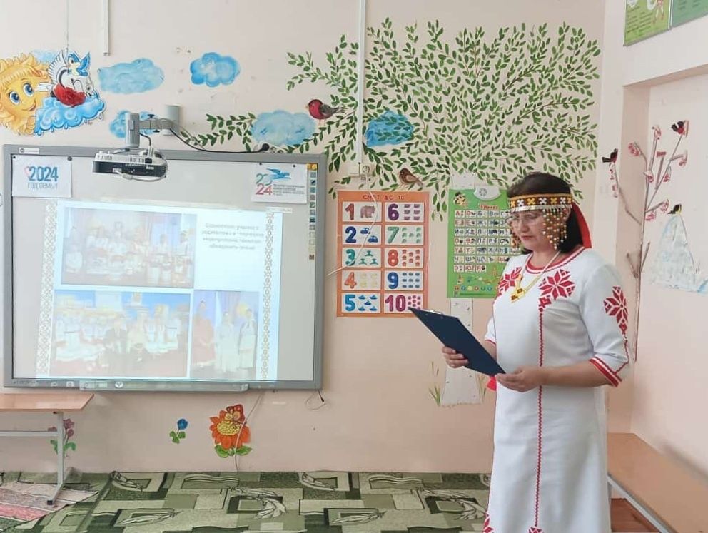 В Малоцильнинском детском саду состоялся семинар на тему: «Этнокультурное воспитание дошкольников»
