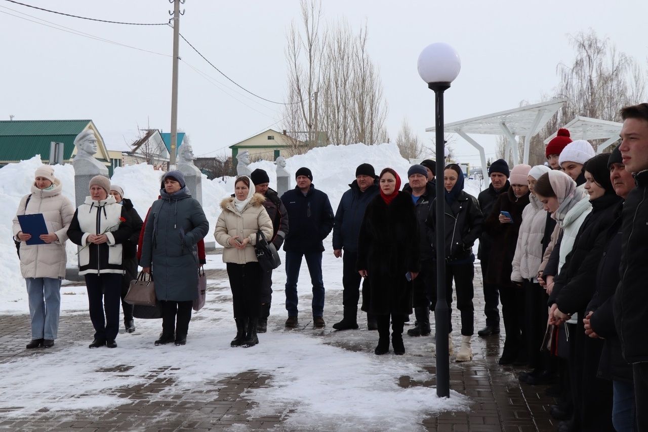 В Дрожжановском районе РТ прошел митинг, посвященный 115-летию со дня рождения Нуруллы Фазлаева