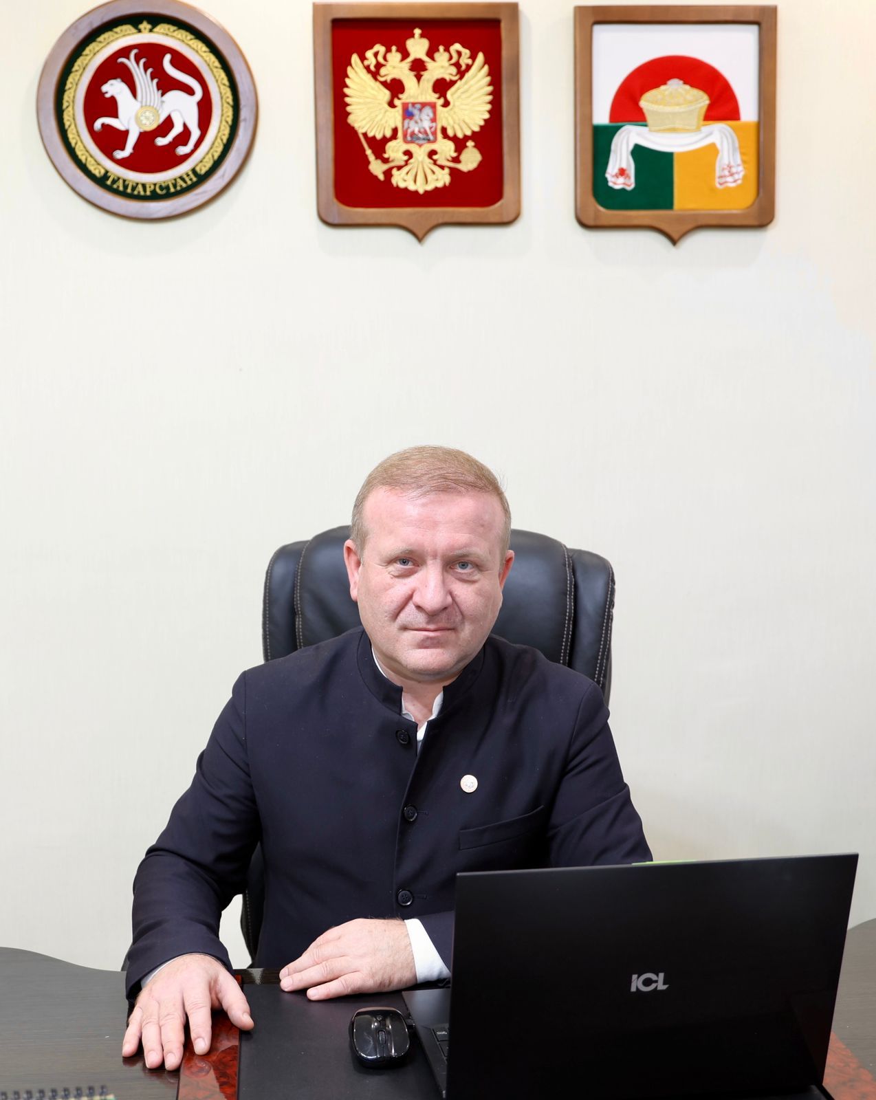 Сегодня свой день рождения отмечает глава Дрожжановского района РТ Марат Гафаров