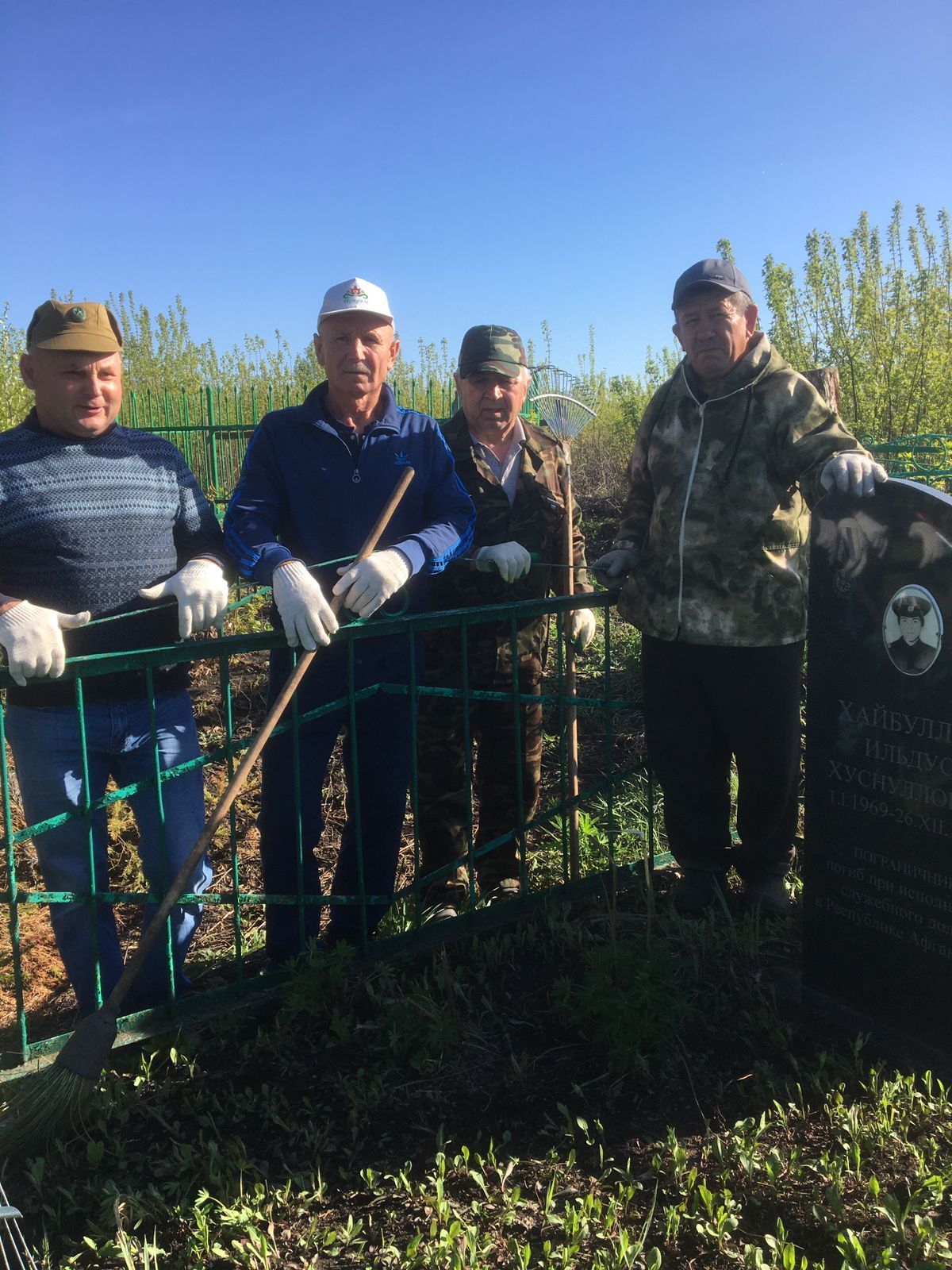 В Дрожжановском районе РТ проходит акция-весенний субботник «Обход воинских захоронений»