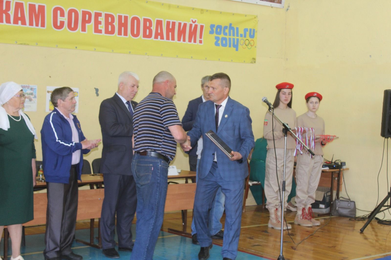 В селе Новое Ильмово Дрожжановского района РТ прошел турнир по вольной борьбе памяти воина- защитника Александра Шуркина