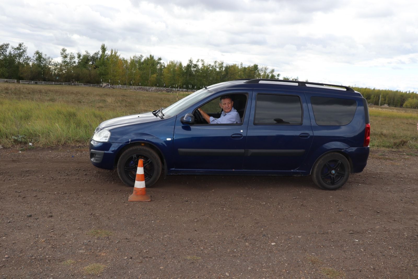 Дрожжановские пенсионеры сразились в конкурсе водительского мастерства «Автобабай — 2024»